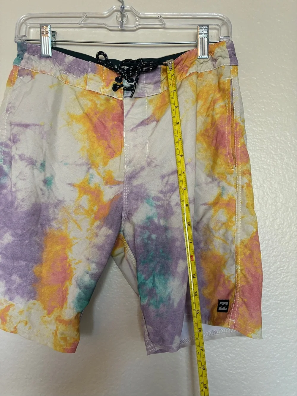 Billabong Men's Tie-Dye Swim Trunks Purple, Yellow & Teal Size 28 Lo Tide Beach